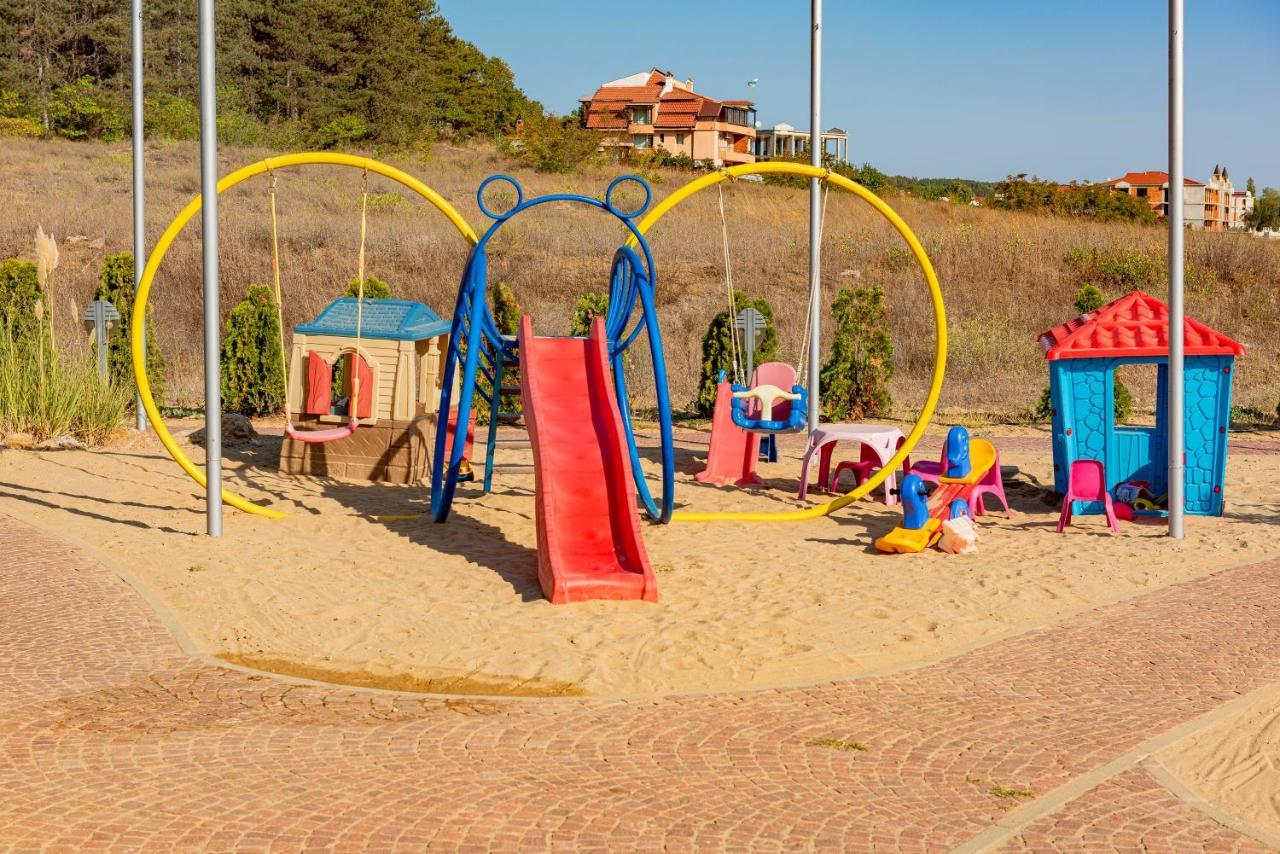 Menada Sozopol Apartments Exterior photo